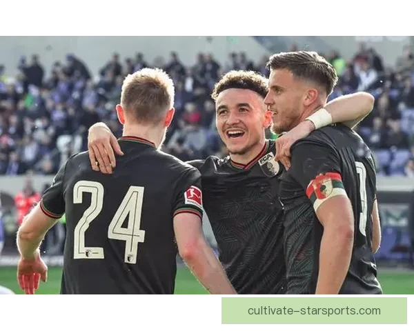 奥格斯堡俱乐部的崛起与挑战：德国足球中坚力量的奋斗历程